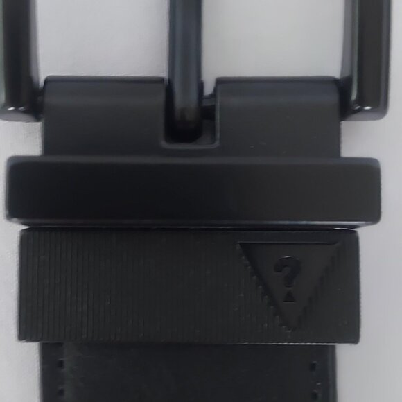 GUESS Men’s Reversible Leather Belt Black/Brown Size XL - Picture 8 of 10